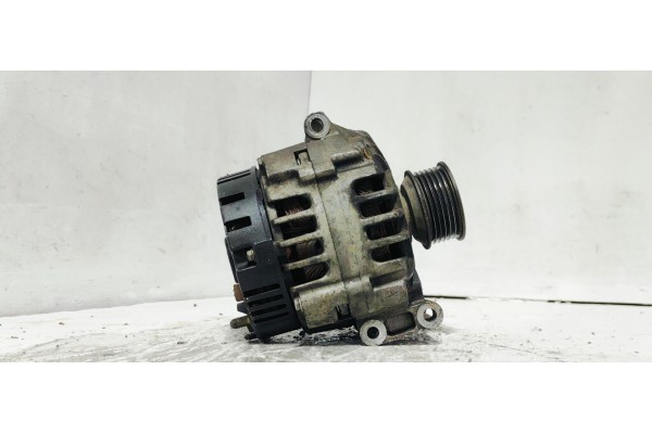 Recambio de alternador para renault megane i scenic (ja0) 1.6 16v kaleido referencia OEM IAM 8200030635  