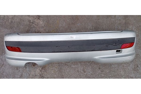 Recambio de paragolpes trasero para peugeot 206+ 1.4 hdi referencia OEM IAM 9686464377  