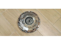 Recambio de kit embrague para opel insignia berlina excellence referencia OEM IAM 55576344  