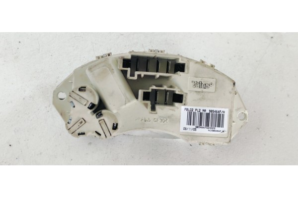 Recambio de resistencia calefaccion para bmw serie 1 berlina (e81/e87) 120d referencia OEM IAM 985464F  
