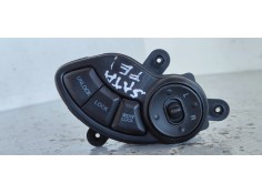 Recambio de mando retrovisor para hyundai santa fe (sm) 2.7 gls full 4x4 referencia OEM IAM 9353026000  