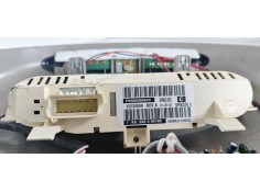 Recambio de sistema dvd para chrysler voyager (rg) 3.3 v6 cat referencia OEM IAM P05005009AD  