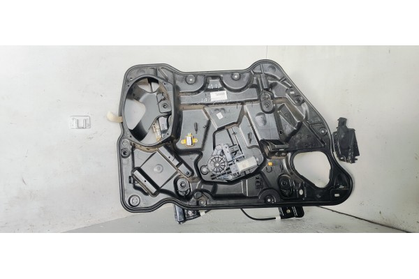 Recambio de elevalunas delantero izquierdo para fiat freemont (345) 2.0 jtd 140 fap referencia OEM IAM C22329100  