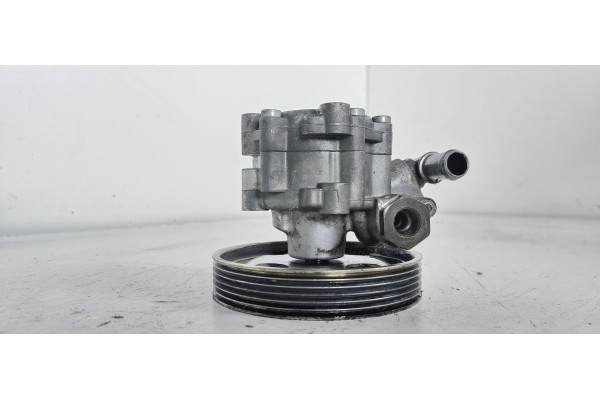 Recambio de bomba direccion para citroen c5 berlina 2.0 hdi referencia OEM IAM 9637000880  