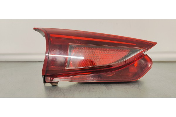 Recambio de piloto trasero izquierdo interior para mazda 3 lim. () 2.0 i 120 referencia OEM IAM B45C513F0  