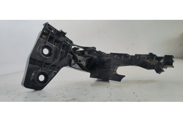 Recambio de soporte paragolpes trasero para volkswagen golf viii lim. (cd1) life referencia OEM IAM 5H6807393E  
