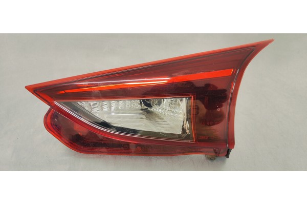 Recambio de piloto trasero derecho interior para mazda 3 lim. () 2.0 i 120 referencia OEM IAM B45C513F0  