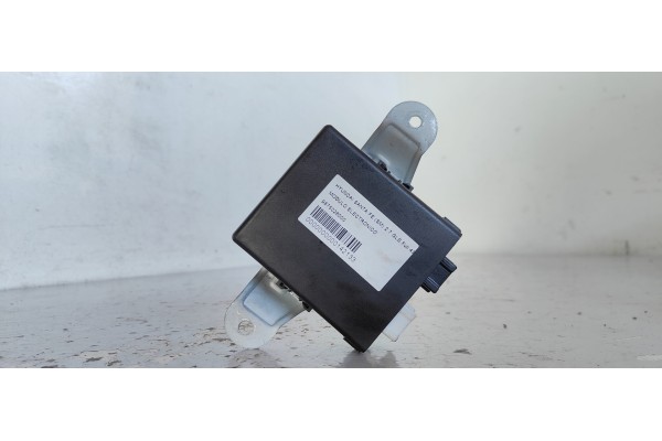 Recambio de modulo electronico para hyundai santa fe (sm) 2.7 gls full 4x4 referencia OEM IAM 9875026000  