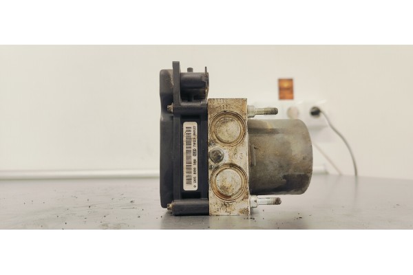 Recambio de abs para hyundai getz (tb) 1.1 básico referencia OEM IAM 0265231357  