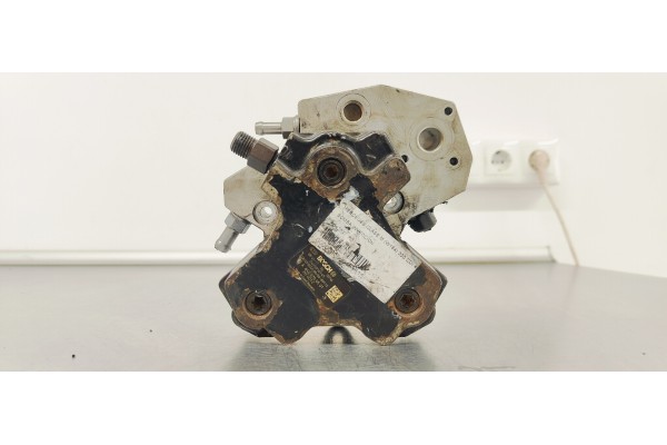 Recambio de bomba inyeccion para mercedes-benz clase m (w164) 320 cdi 4m edition 10 referencia OEM IAM A6420700501  