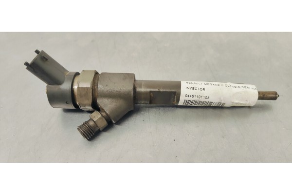 Recambio de inyector para renault megane ii classic berlina confort expression referencia OEM IAM 0445110110A  