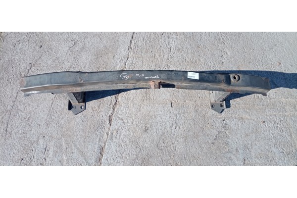 Recambio de refuerzo paragolpes delantero para bmw serie 3 berlina (e90) 2.0 turbodiesel cat referencia OEM IAM   