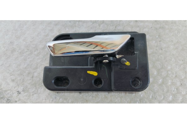 Recambio de maneta interior delantera derecha para dodge journey 2.0 crd 140 fap referencia OEM IAM   