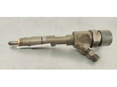 Recambio de inyector para renault megane ii classic berlina confort expression referencia OEM IAM 0445110110A  