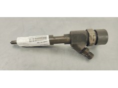 Recambio de inyector para renault megane ii classic berlina confort expression referencia OEM IAM 0445110110A  