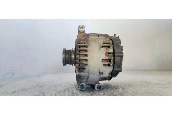 Recambio de alternador para mercedes-benz clase a (w169) 2.0cdi 110 [180] referencia OEM IAM A6401540502  