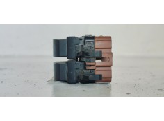 Recambio de mando elevalunas delantero izquierdo para renault megane ii berlina 5p confort dynamique referencia OEM IAM 315050B 