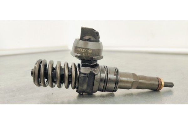 Recambio de inyector para seat leon (1p1) sport referencia OEM IAM 038130073AG  