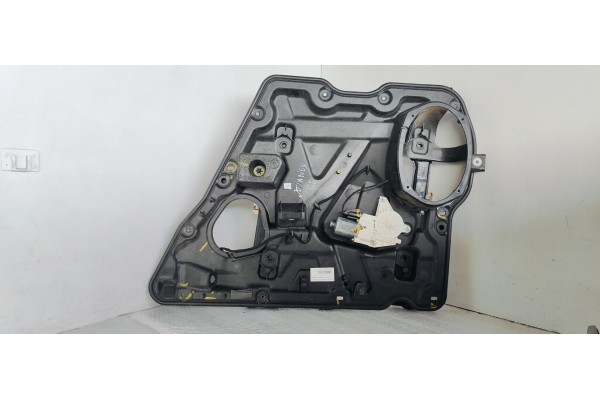 Recambio de elevalunas trasero derecho para dodge journey 2.0 crd 140 fap referencia OEM IAM   
