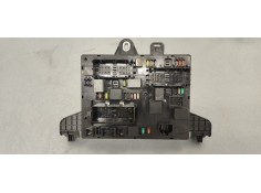 CAJA RELES / FUSIBLES 20957185 