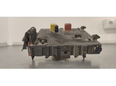 Recambio de caja reles / fusibles para saab 9-3 berlina 2.2 tid vector referencia OEM IAM 12804331  