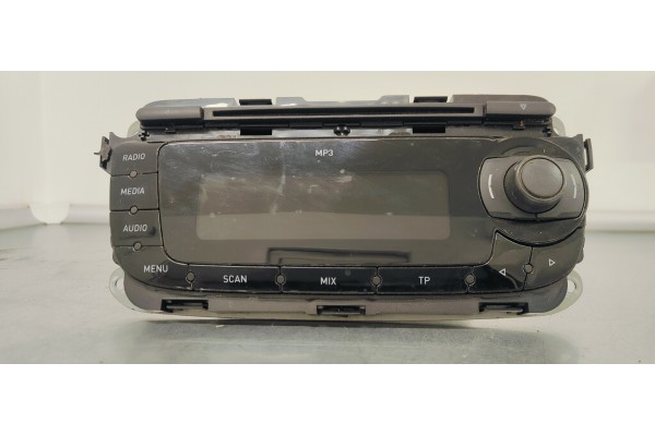 Recambio de sistema audio / radio cd para seat ibiza (6j5) 1.2 i 60 referencia OEM IAM 6J1035153G  