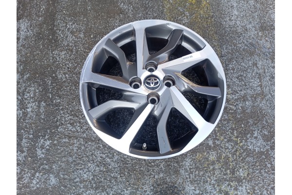 Recambio de llanta para toyota yaris 1.5 i 112 referencia OEM IAM 426110DG80  