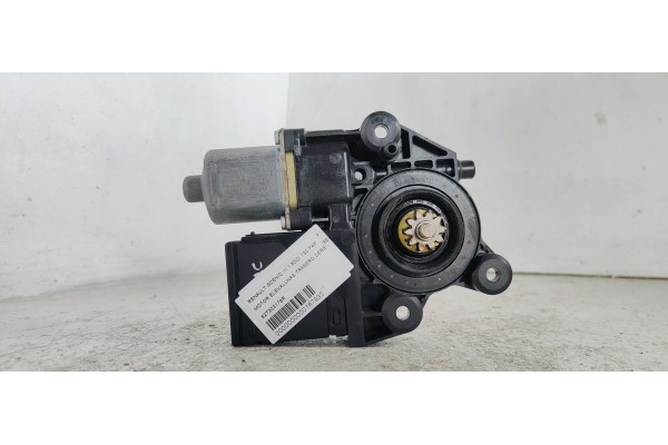 Recambio de motor elevalunas trasero derecho para renault scenic iii 1.6dci 130 fap referencia OEM IAM 827303178R  
