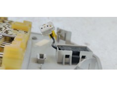 Recambio de luz interior para peugeot 308 1.4 i 100 referencia OEM IAM 9681370177  