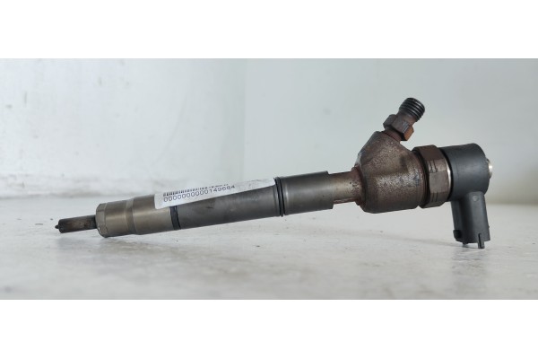 Recambio de inyector para hyundai i30 classic referencia OEM IAM 0445110320  