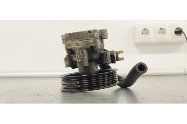 Recambio de bomba direccion para hyundai tucson (jm) 2.0 crdi cat referencia OEM IAM 571002E200  