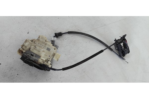 Recambio de cerradura puerta delantera derecha para volkswagen passat variant (3c5) 2.0 tdi referencia OEM IAM 3C2837016A  