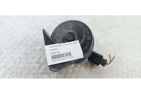 Recambio de claxon para volkswagen passat lim. (3g2) 2.0 tdi 150 fap referencia OEM IAM 3Q0951221  