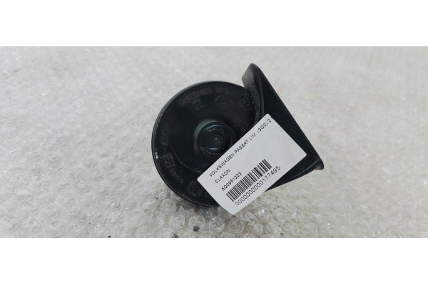 Recambio de claxon para volkswagen passat lim. (3g2) 2.0 tdi 150 fap referencia OEM IAM 5Q0951223  