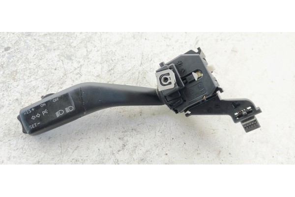 Recambio de mando intermitentes para volkswagen touran (1t1) touran i monovolumen fase 2 referencia OEM IAM 1K0953513A  