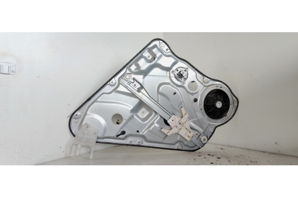 Recambio de elevalunas trasero derecho para kia cee´d 1.6 cat referencia OEM IAM   