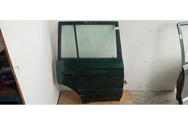 Recambio de puerta trasera derecha para toyota land cruiser station (j8) 4.2 24v turbodiesel referencia OEM IAM   