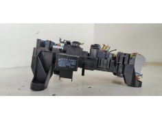 Recambio de caja reles / fusibles para suzuki grand vitara jb (jt) 1.9 ddis turbodiesel referencia OEM IAM 3861084F21  