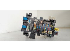 Recambio de caja reles / fusibles para suzuki grand vitara jb (jt) 1.9 ddis turbodiesel referencia OEM IAM 3861084F21  