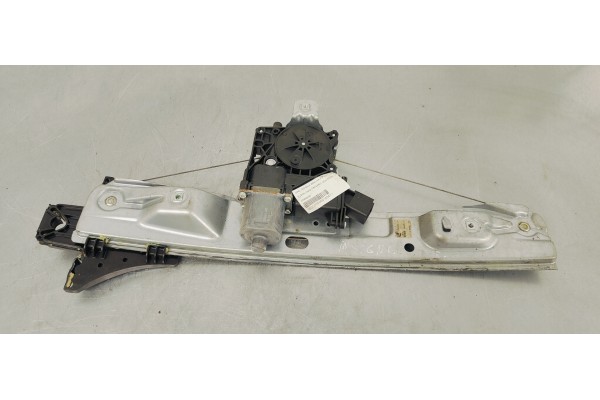 Recambio de elevalunas trasero izquierdo para opel insignia berlina 2.0 cdti 170 fap referencia OEM IAM 20952450  