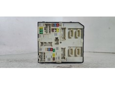 CAJA RELES / FUSIBLES 284B67199R 