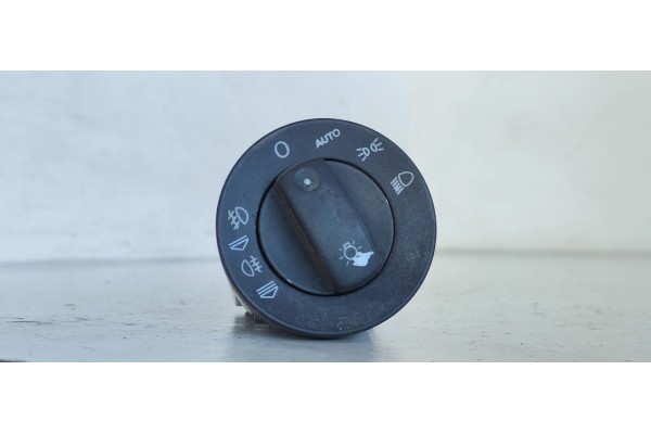 Recambio de mando luces para volkswagen passat berlina (3b3) 1.9 tdi referencia OEM IAM   