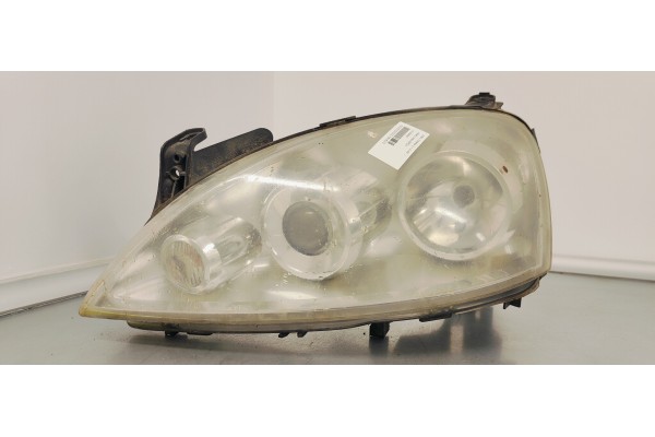 Recambio de faro izquierdo para opel corsa c 1.0i 60 referencia OEM IAM 13100535  