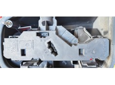 Recambio de piloto trasero izquierdo para volkswagen polo berlina (6n1) 1.4 referencia OEM IAM 69906690  