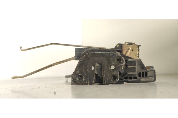 Recambio de cerradura puerta delantera derecha para hyundai santa fe (sm) 2.0 crdi cat referencia OEM IAM   