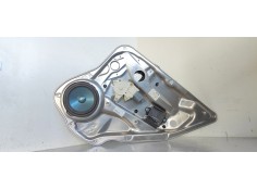 ELEVALUNAS TRASERO DERECHO A2125407605 