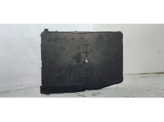 Recambio de caja reles / fusibles para renault megane ii berlina 5p confort authentique referencia OEM IAM 8200780018  