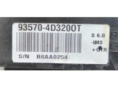 Recambio de mando elevalunas delantero izquierdo para kia carnival 2.9 crdi cat referencia OEM IAM 935704D3200T  