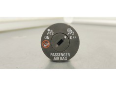 Recambio de interruptor para opel insignia berlina 2.0 cdti 170 fap referencia OEM IAM 13577258  