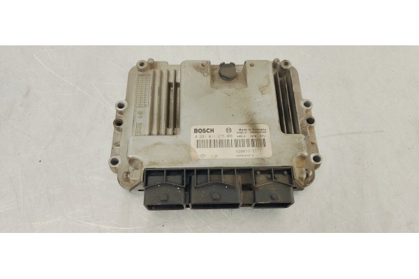 Recambio de centralita motor uce para renault scenic ii emotion referencia OEM IAM 0281011275  